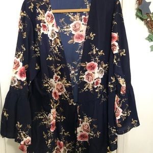 Davi & dani. 3/4 sleeve navy wrap